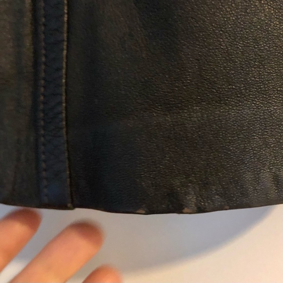 LEATHER VEST - Picture 10 of 10